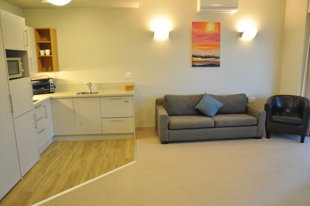 Vr Takapuna Auckland Exterior foto A typical one-bedroom apartment at the Village