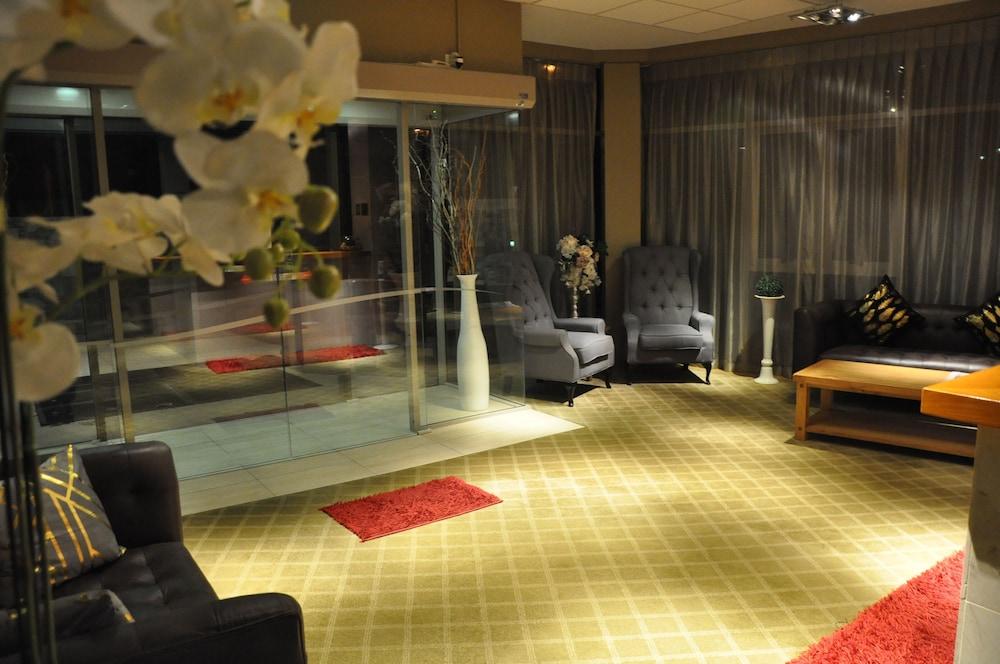 Vr Takapuna Auckland Exterior foto The interior of the hotel