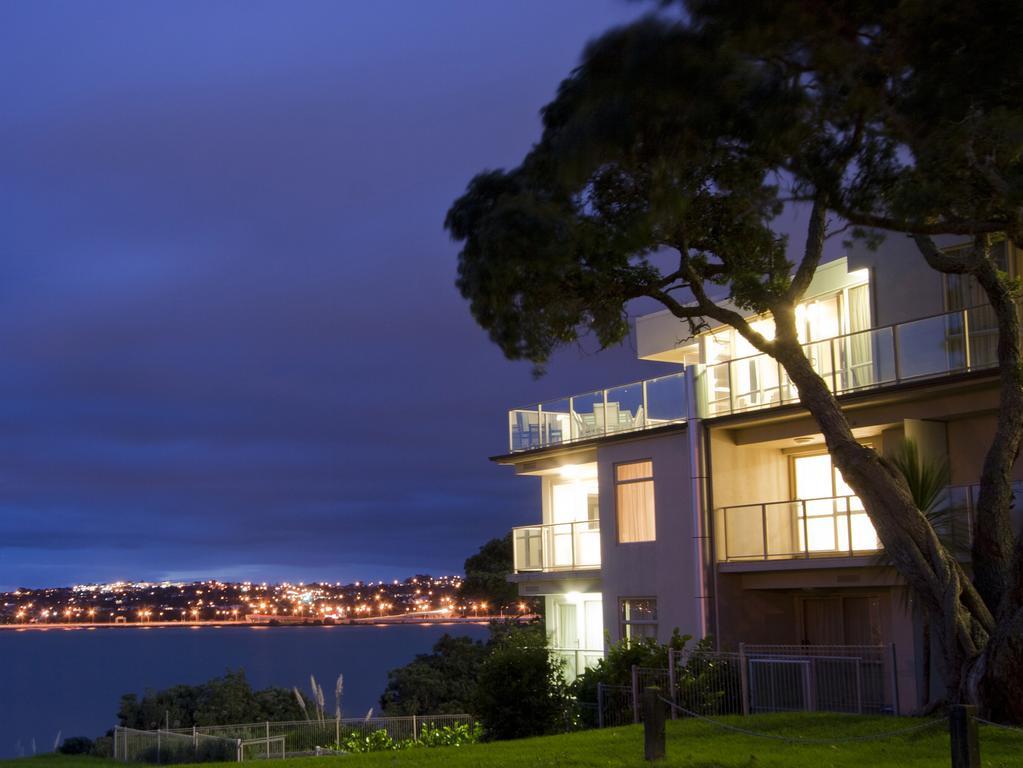 Vr Takapuna Auckland Exterior foto Apartments overlooking the bay
